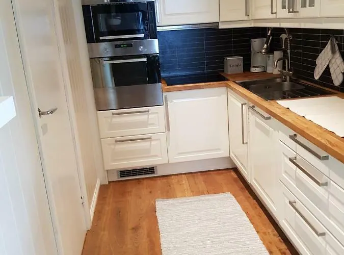 Near The Airport With Ocean View * Tromsø